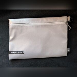 Eagle Creek Packit Gray 7 Liter Gear Pouch NWOT